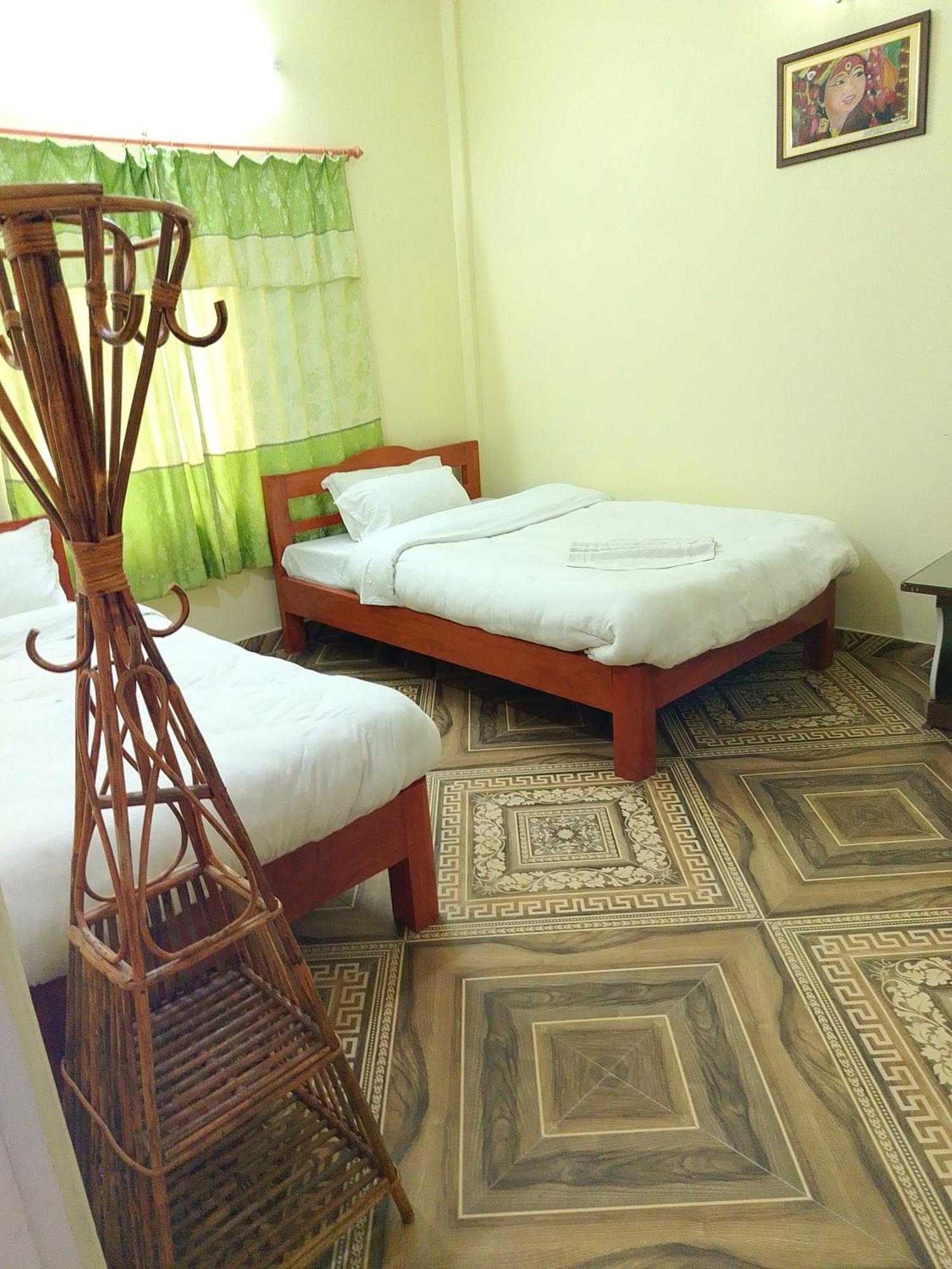 Mangal Homestay Покхара Экстерьер фото